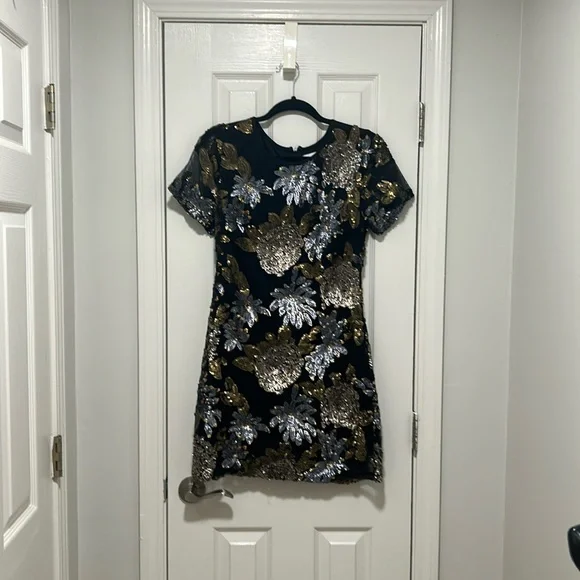 J.O.A. | Dresses | Joa Los Angeles Sequin Short Sleeve Dress Black Silver Gold Size M | Poshmark J.O.A. | Dresses | Joa Los Angeles Sequin Short Sleeve Dress Black Silver Gold Size M | Poshmark